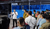Eri Cahyadi, Walikota Surabaya saat sidak ke Sentra Wisata Kuliner (SWK).