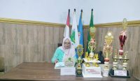 Kepala Desa Nogosari, Hj. Sunaryah