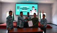Ali Sodikin Waktu daftar Calon Bupati lewat PKB Kabupaten Pasuruan.