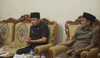 Bupati Jember Muhammad Fawait dan Ketua DPRD Jember Ahmad Halim