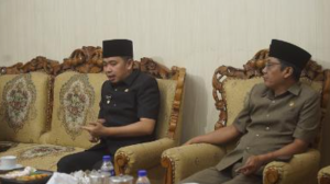 Bupati Jember Muhammad Fawait dan Ketua DPRD Jember Ahmad Halim